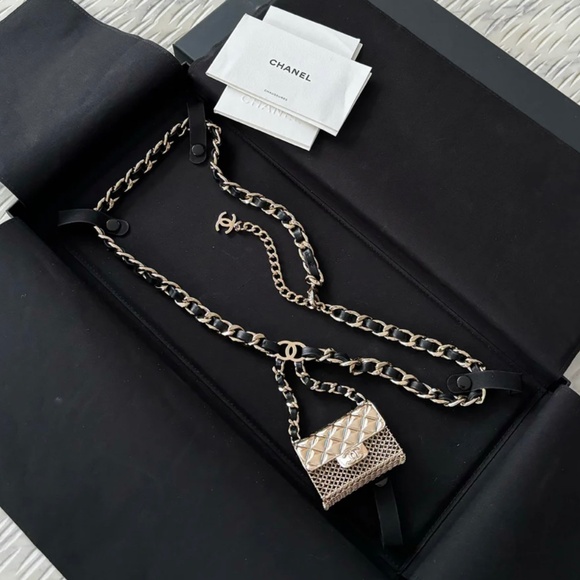 Authentic Chanel 22C Mini Mesh Bag Runway Chain Belt Bag - Picture 1 of 7